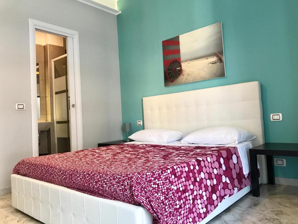 Cavour 124 -Guest-Room- バーリ エクステリア 写真