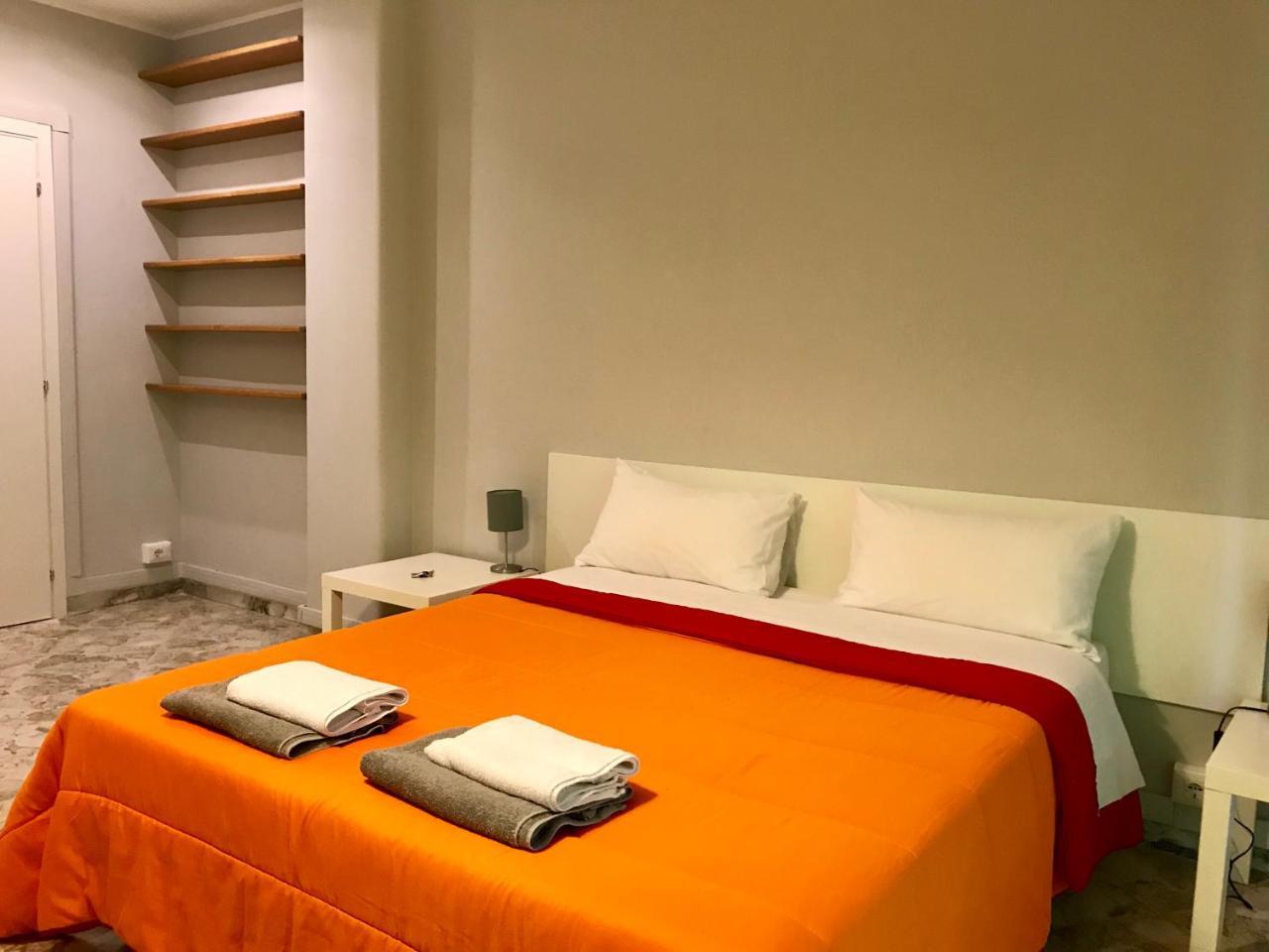 Cavour 124 -Guest-Room- バーリ エクステリア 写真