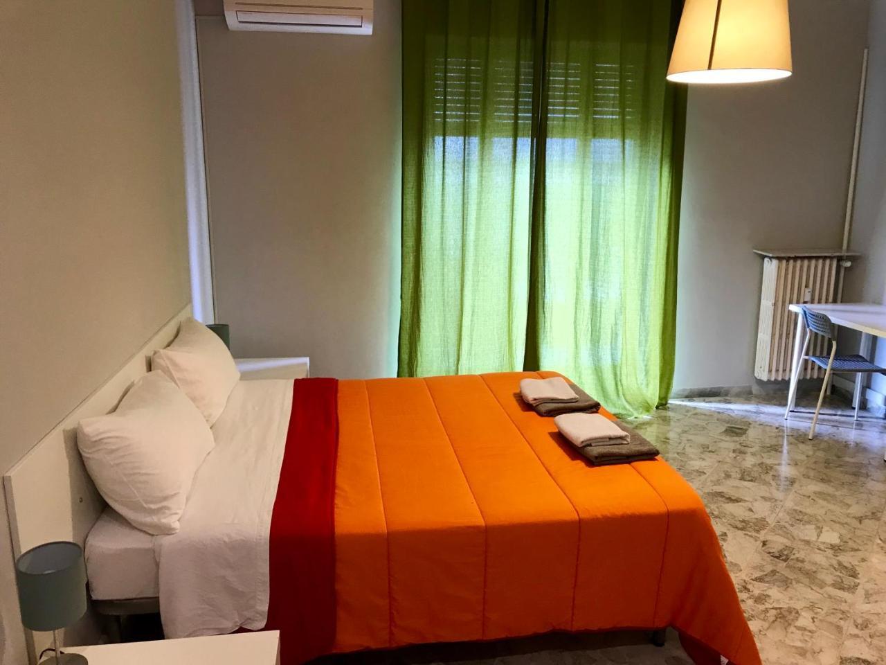 Cavour 124 -Guest-Room- バーリ エクステリア 写真