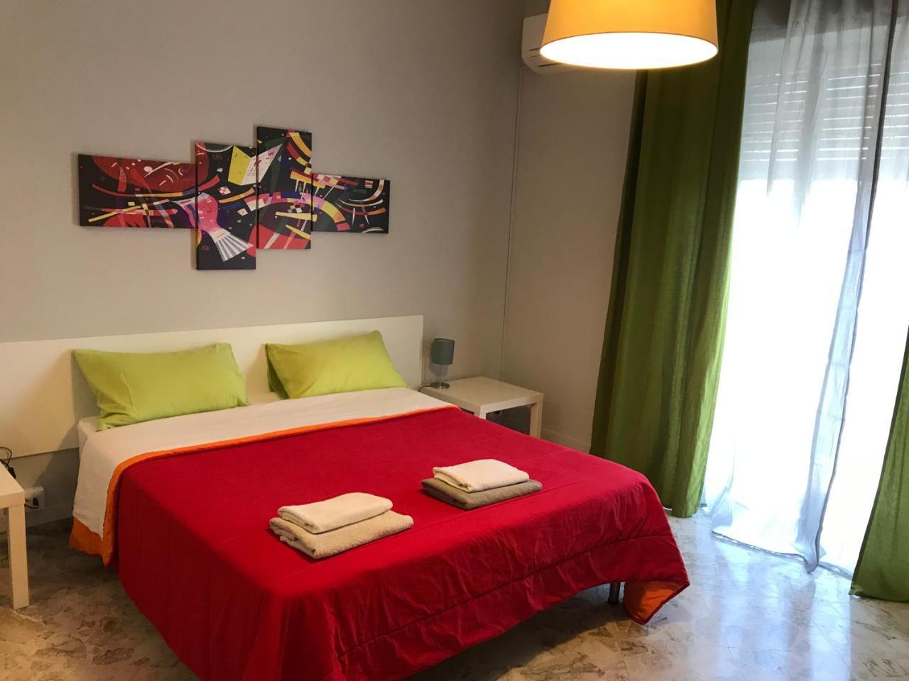Cavour 124 -Guest-Room- バーリ エクステリア 写真