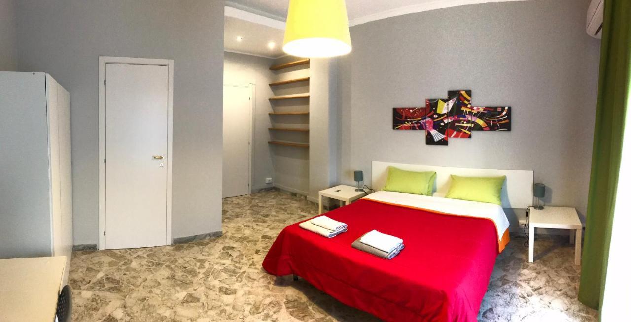 Cavour 124 -Guest-Room- バーリ エクステリア 写真
