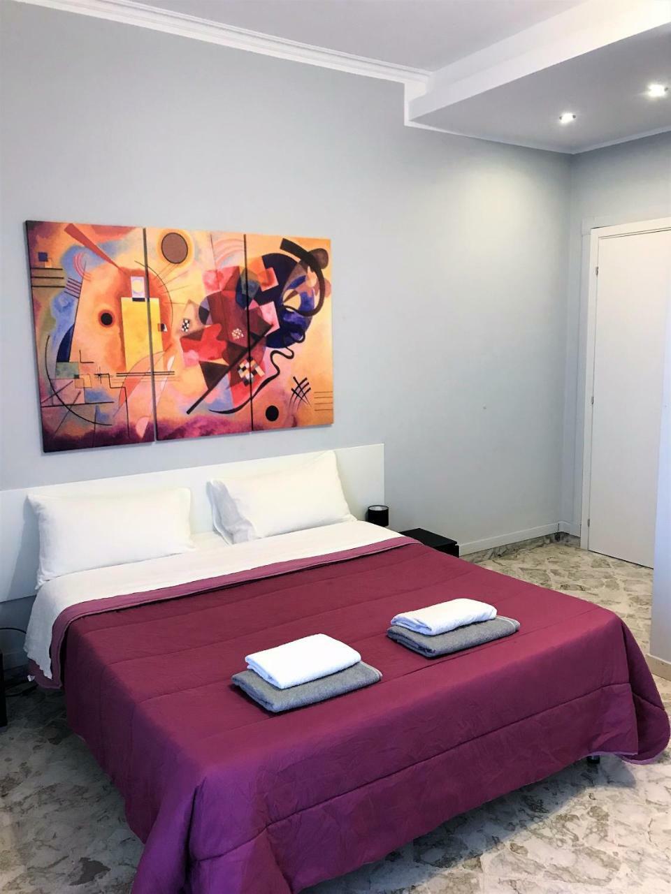 Cavour 124 -Guest-Room- バーリ エクステリア 写真